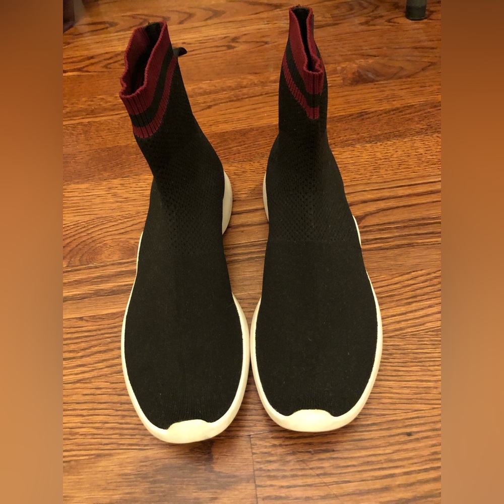 MING Black Sock Booties